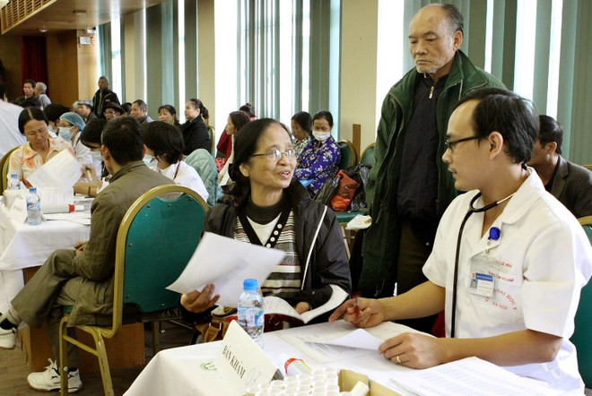 Khám miễn phí cho bệnh nhân chỉ định phẫu thuật cổ bàn chân ảnh 1