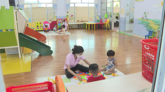 Cảnh báo trẻ chậm nói gia tăng do tiếp xúc nhiều với thiết bị điện tử ảnh 1