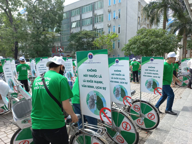 WHO: Thuốc lá không chỉ gây hại sức khỏe mà đang đầu độc môi trường ảnh 1