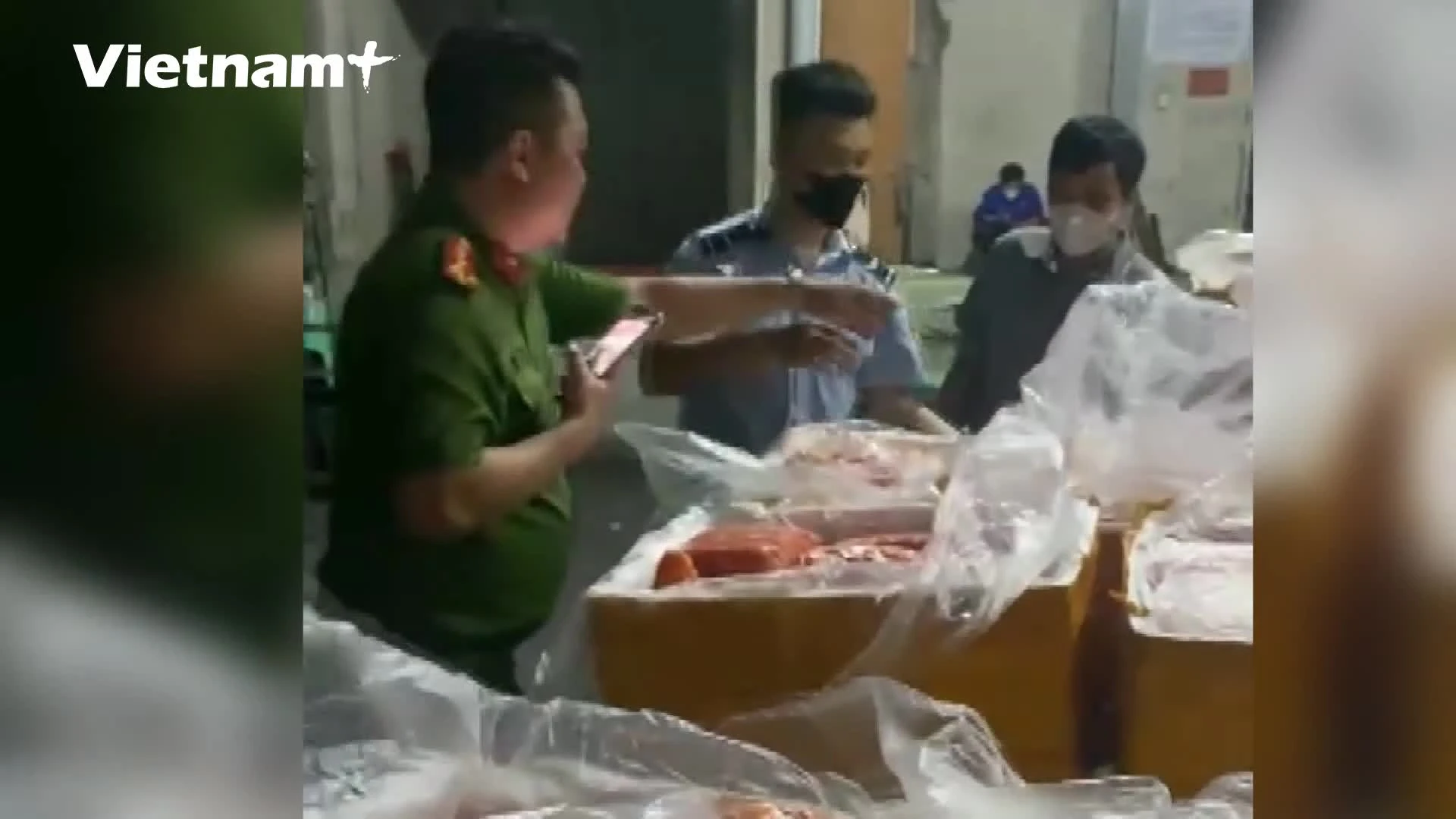 Ngăn chặn hơn 18 tấn thực phẩm đông lạnh nhập lậu tại biên giới phía Bắc