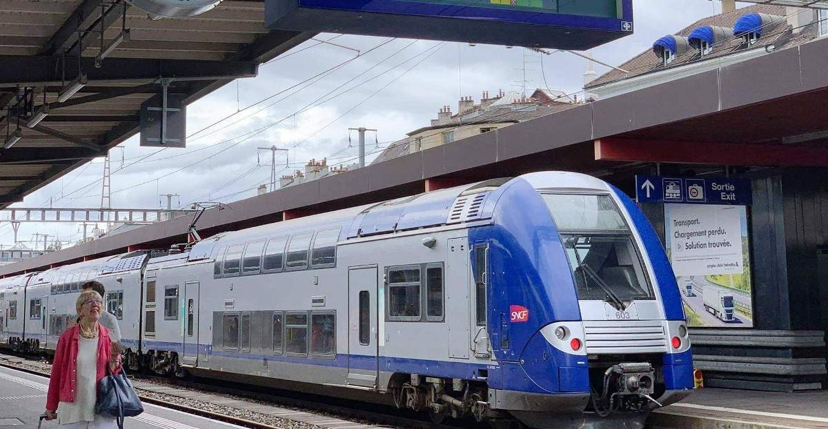 Dự án đường sắt tốc độ cao Bắc-Nam là công trình mang biểu tượng của kỷ nguyên vươn mình. (Ảnh minh hoạ: PV/Vietnam+)