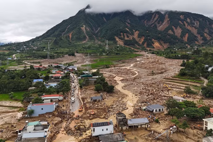 Bản Chít, xã Mường Than, tỉnh Lai Châu tan hoang sau cơn lũ dữ. (Ảnh: TTXVN)