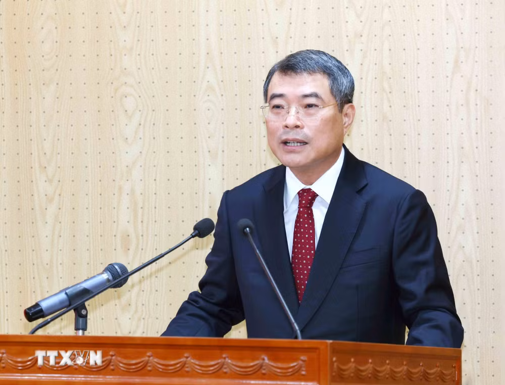 ttxvn-ong-tran-phong-giu-chuc-bi-thu-tinh-uy-khanh-hoa-3.jpg