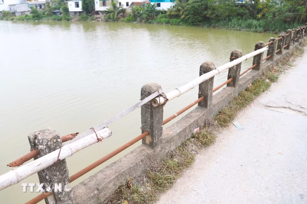 ttxvn-cau-hong-phong-xuong-cap.jpg