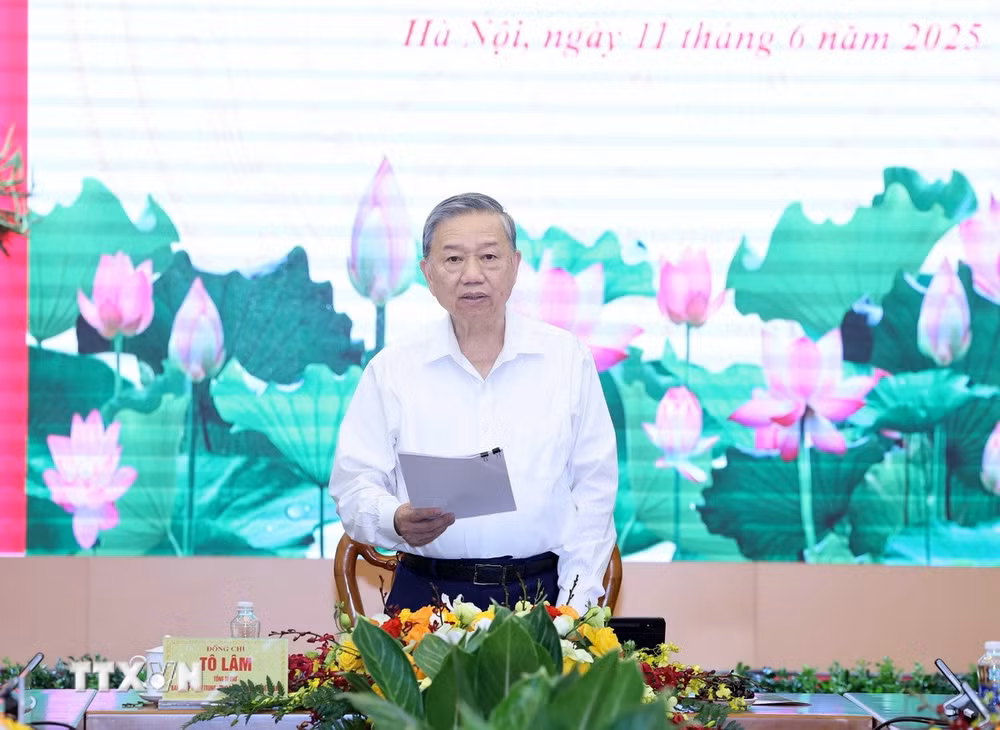 ttxvn-tong-bi-thu-ban-tuyen-giao-6.jpg