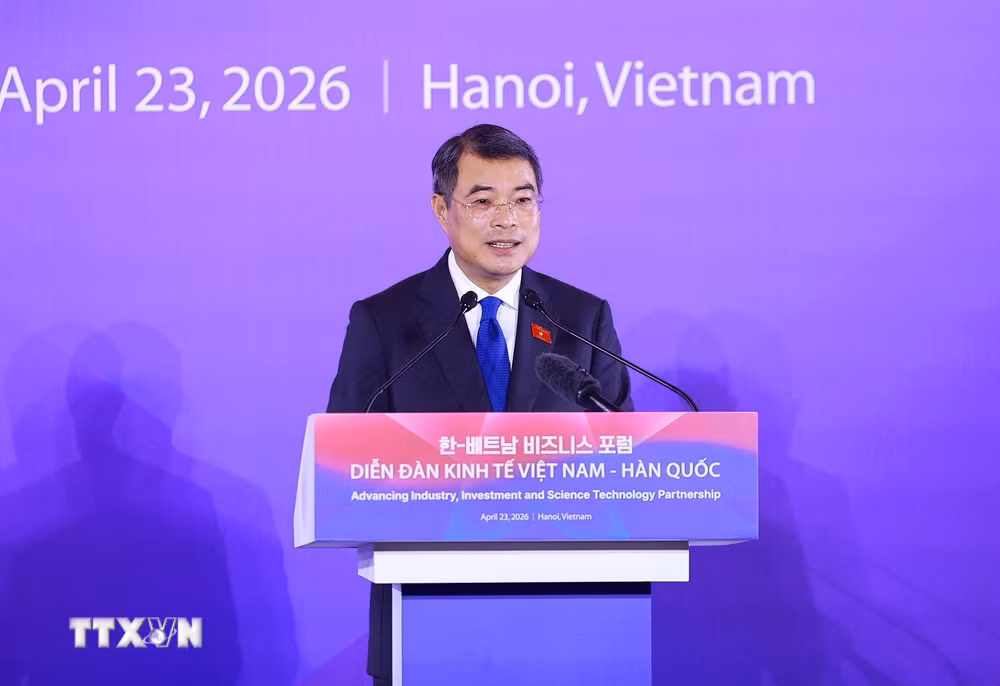 ttxvn-thu-tuong-le-minh-hung-va-tong-thong-han-quoc-du-dien-dan-kinh-te-viet-nam-han-quoc-3-6299.jpg