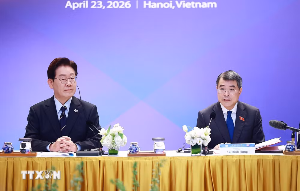 ttxvn-thu-tuong-le-minh-hung-va-tong-thong-han-quoc-du-dien-dan-kinh-te-viet-nam-han-quoc-5.jpg