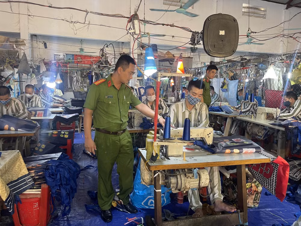 day-nghe-cho-pham-nhan-1.jpg