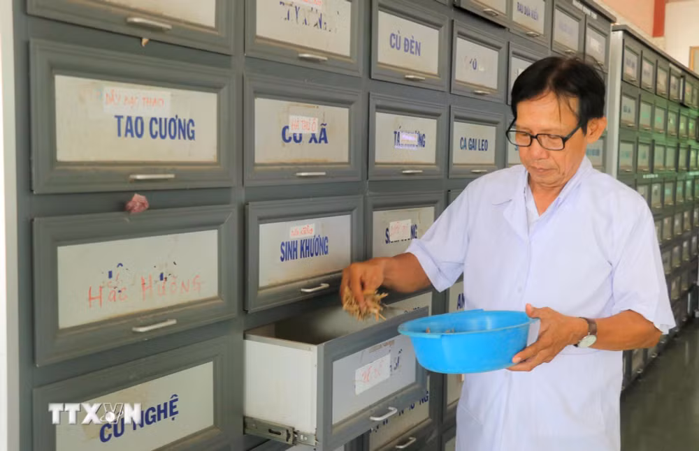 ttxvn-phong-kham-0-dong-3.jpg