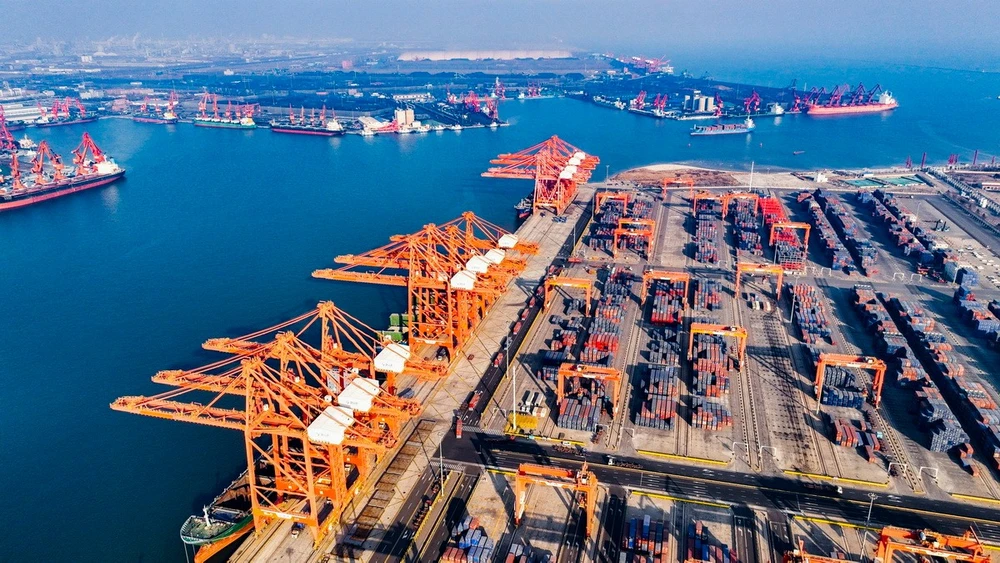 Tổng thống Mỹ Trump cảnh báo áp thuế đối với hàng hóa Trung Quốc | Vietnam+  (VietnamPlus)