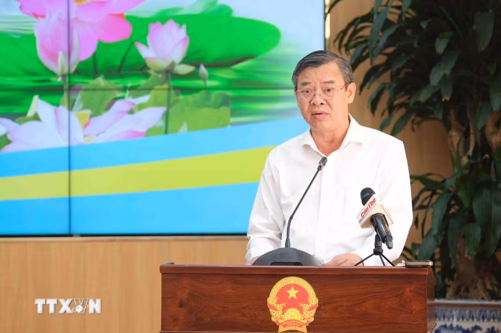 ttxvn-phong-chong-sat-lo-vung-dong-bang-song-cuu-long-1.jpg