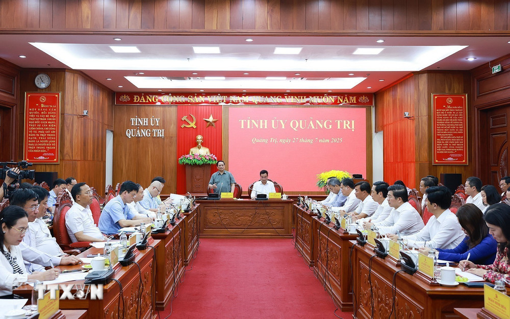 Thủ tướng Phạm Minh Chính làm việc với Ban Thường vụ Tỉnh ủy Quảng Trị. (Ảnh: Dương Giang/TTXVN) ttxvn-thu-tuong-quang-tri-2.jpg