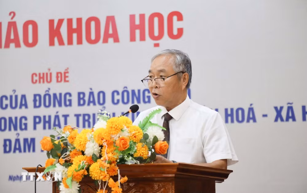 ttxvn-dong-bao-cong-giao-bac-trung-bo-2.jpg