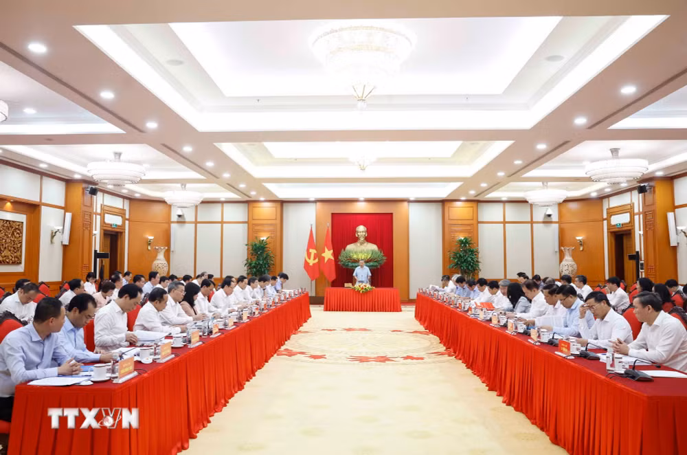 Tổng Bí thư, Chủ tịch nước: Xây dựng năng lực tự chủ sáng tạo và khả năng tự thích ứng của quốc gia ảnh 1