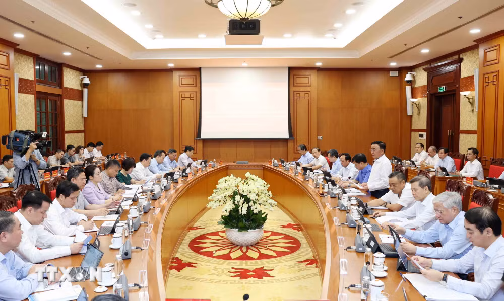 ttxvn-thuong-truc-ban-bi-thu-chu-tri-hop-so-ket-chuyen-doi-so-trong-cac-co-quan-dang-3.jpg