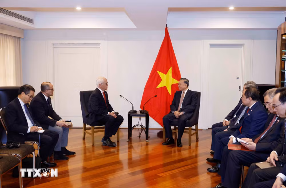 ttxvn-tong-bi-thu-chu-tich-nuoc-to-lam-tiep-nguyen-thu-tuong-australia-malcolm-turnbull-ac-3jp.jpg