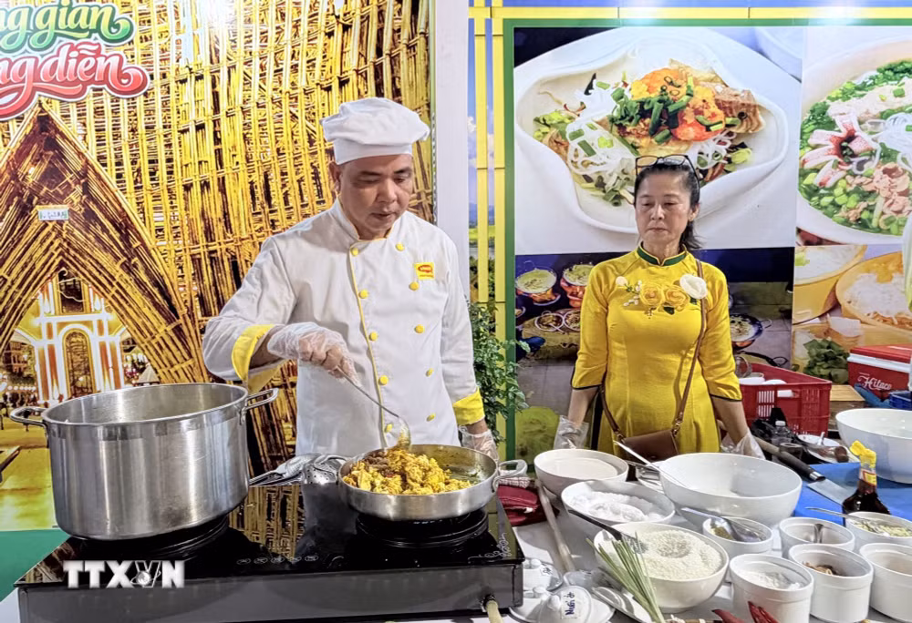 ttxvn-bun-ken-ha-tien-2.jpg