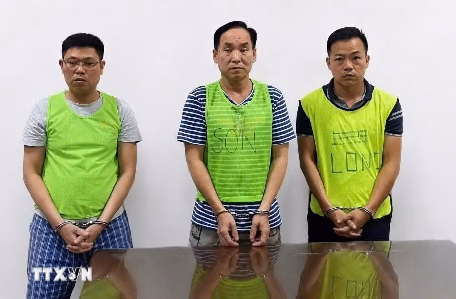 ttxvn-ha-noi-khoi-to-vu-an-gay-o-nhiem-moi-truong-xay-ra-tai-khu-cong-nghiep-quang-minh-3.jpg