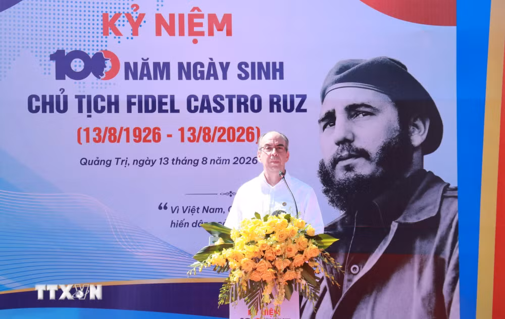 ttxvn-100-nam-ngay-sinh-lanh-tu-fidel-castro.jpg