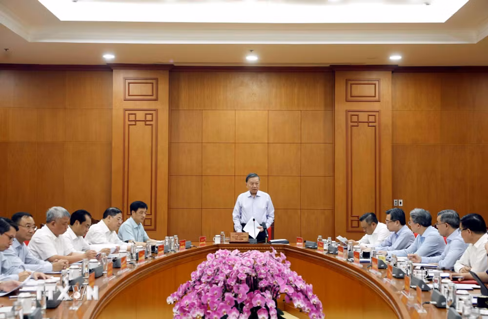 ttxvn-tong-bi-thu-chu-tich-nuoc-chu-tri-lam-viec-ve-tai-co-cau-tap-doan-than-khoang-san-viet-nam-5.jpg