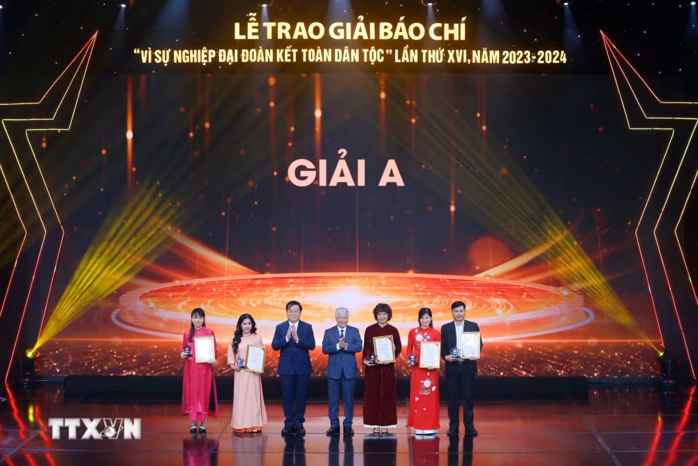 ttxvn-giai-bao-chi-vi-su-nghiep-dai-doan-ket-toan-dan-toc.jpg