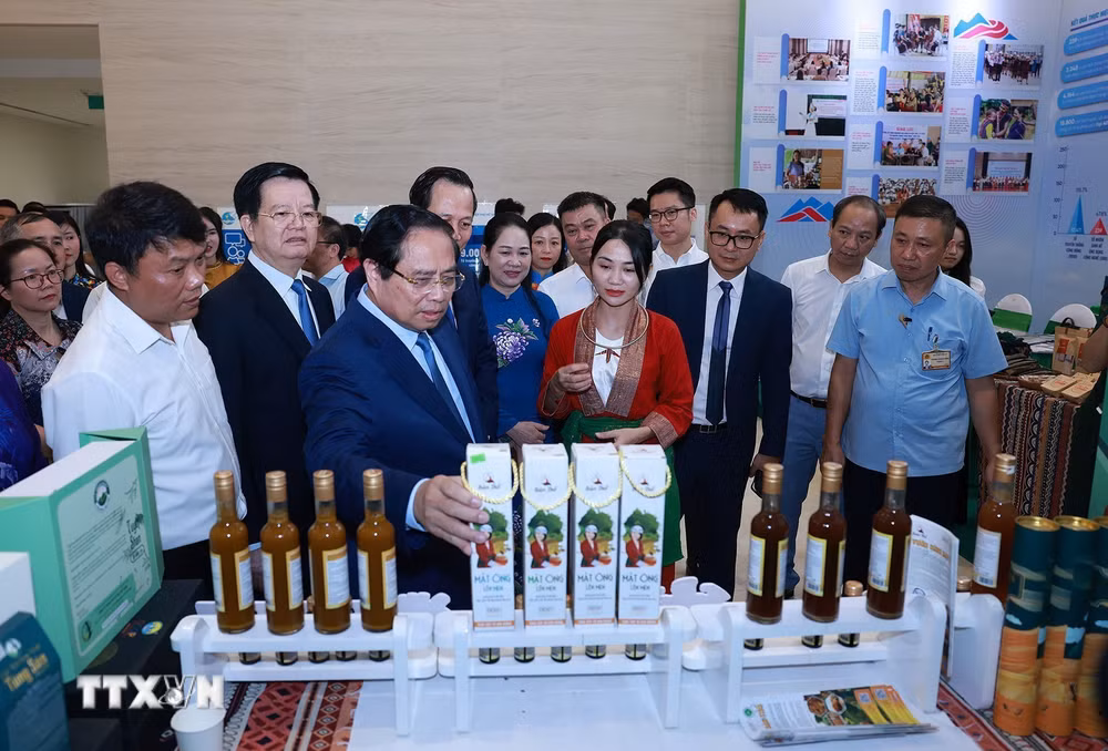 ttxvn-thu-tuong-chuong-trinh-muc-tieu-quoc-gia-dan-toc-thieu-so-4.jpg