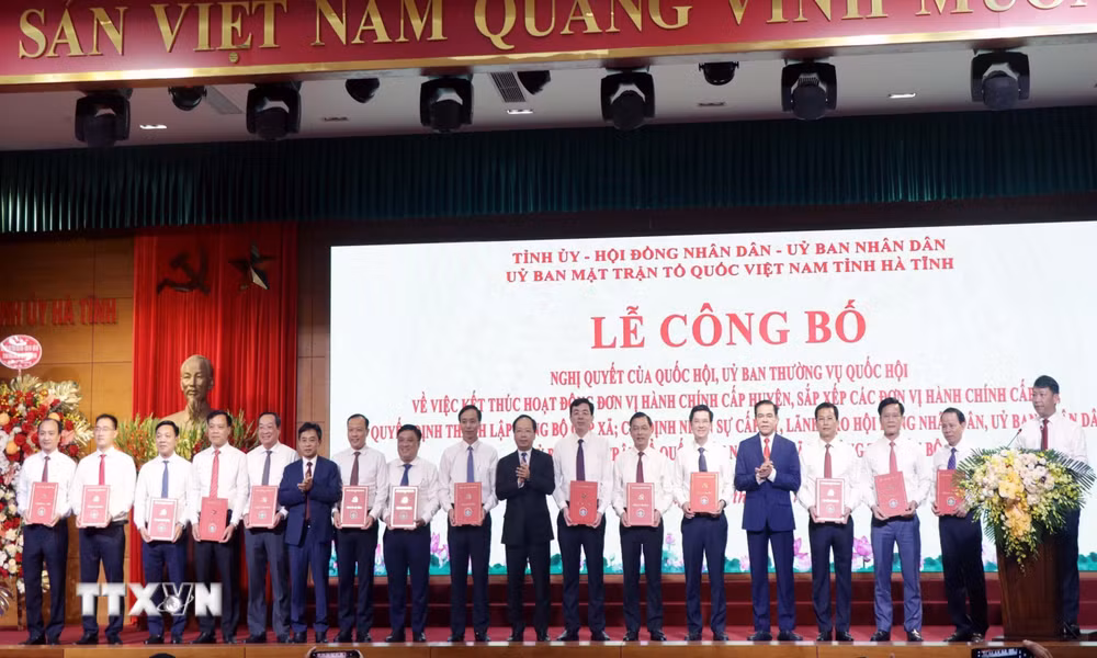 ttxvn-ha-tinh-sap-nhap.jpg