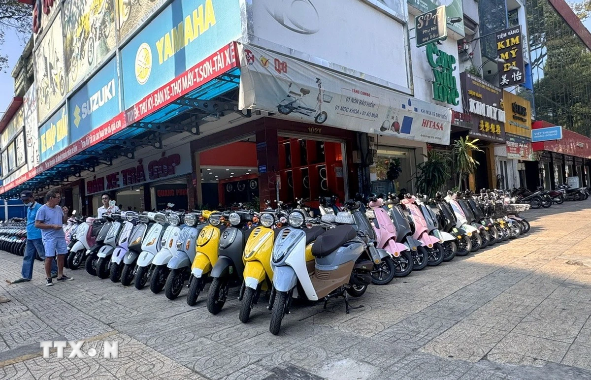 Thị trường xe máy điện tại Việt Nam tăng tốc mạnh mẽ trước giờ G