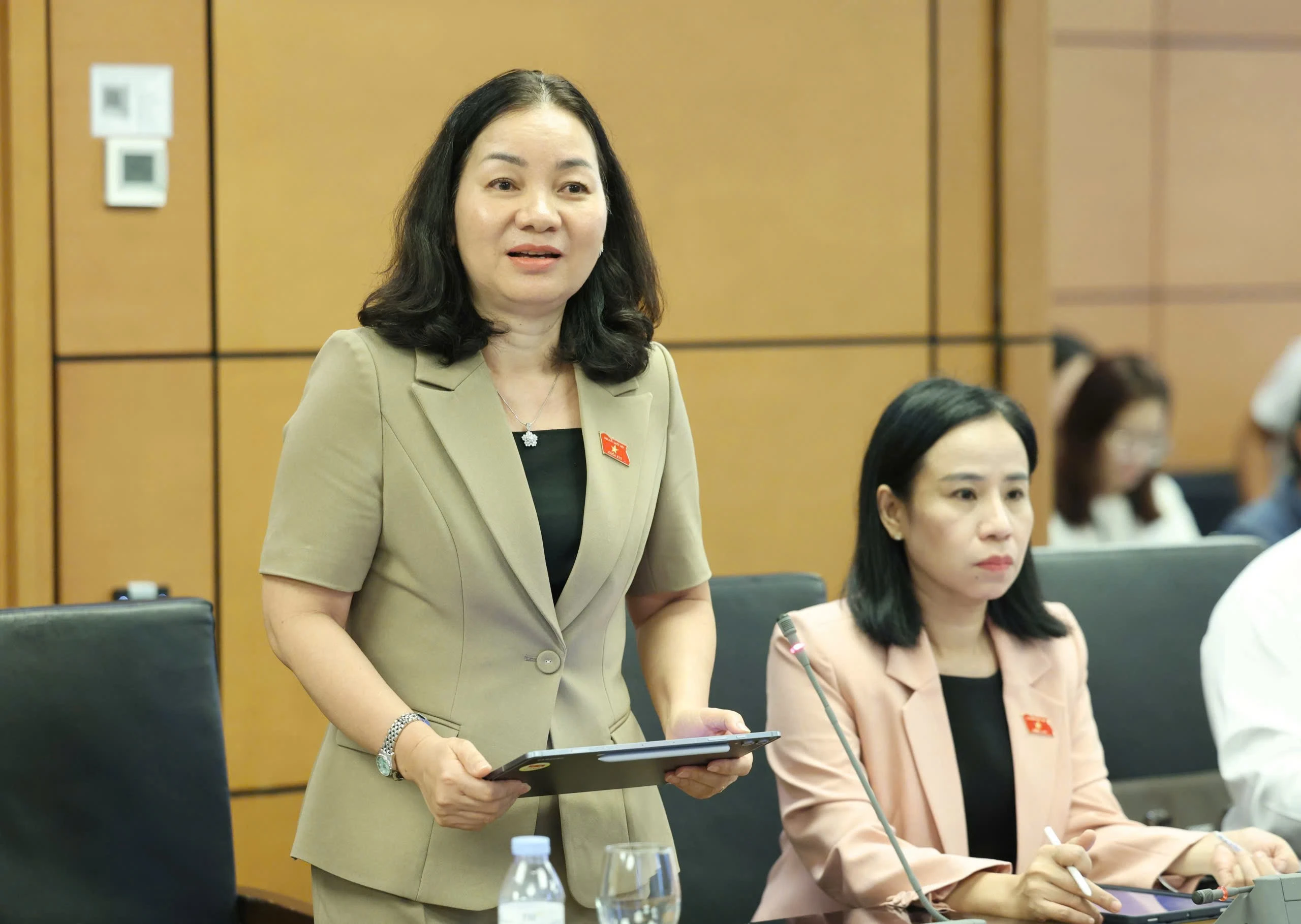 Đại biểu Quốc hội đề xuất trợ lực cho tổ công nghệ số cộng đồng xóa mù công nghệ