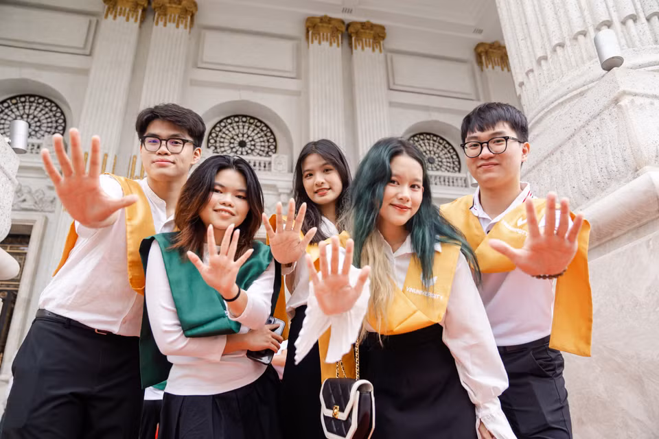 Nụ cười duyên dáng của các tân sinh viên VinUni(Nguồn: Vietnam+)