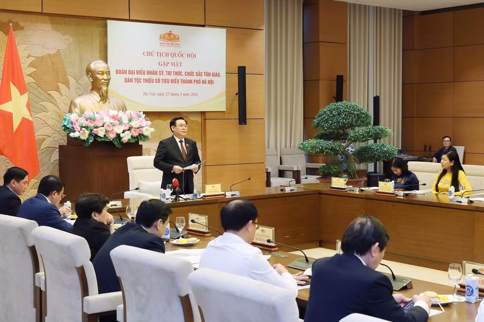 Chủ tịch Quốc hội Vương Đình Huệ phát biểu. (Ảnh: Nhan Sáng/TTXVN)