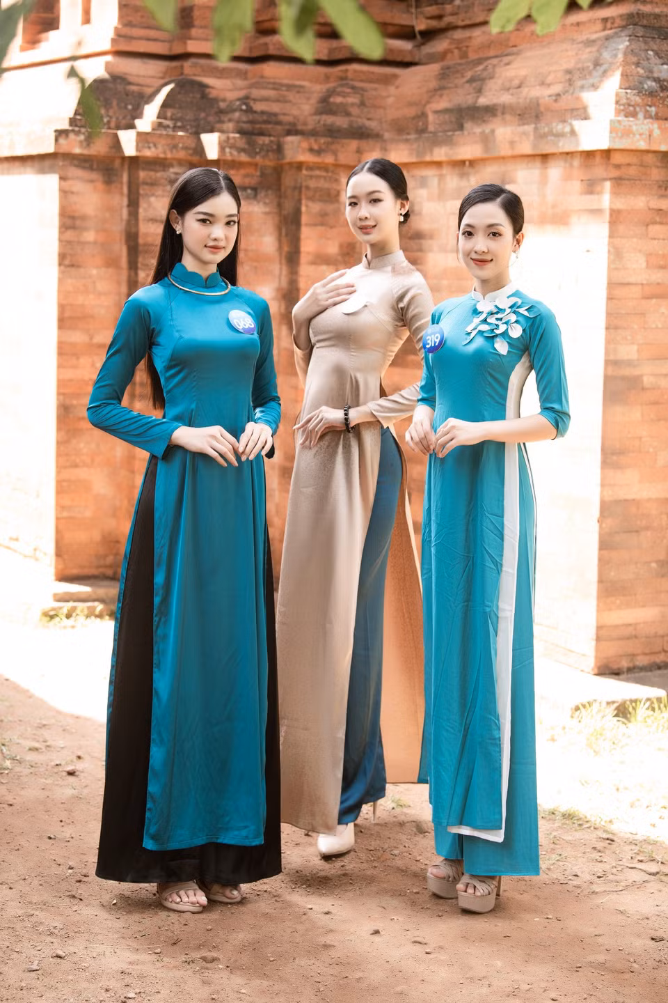 Sau hai tháng trở lại đường đua, các thí sinh Miss World Việt Nam 2022 ngày càng tỏa sáng, tự tin và háo hức trước những phần thi hấp dẫn sắp tới. (Ảnh: CTV/Vietnam+)