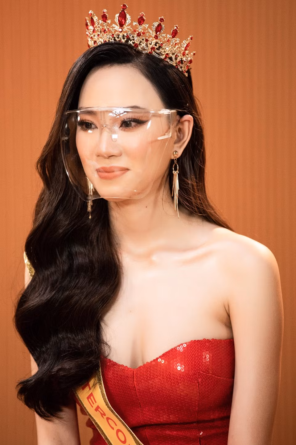Ái Nhi từng lọt top 22 Hoa hậu Việt Nam 2020 và top 10 Miss World Vietnam 2019. Sau đó, người đẹp cũng được ưu ái khi xuất hiện thường xuyên tại các sàn diễn thời trang hàng đầu. (Ảnh:Vietnam+)
