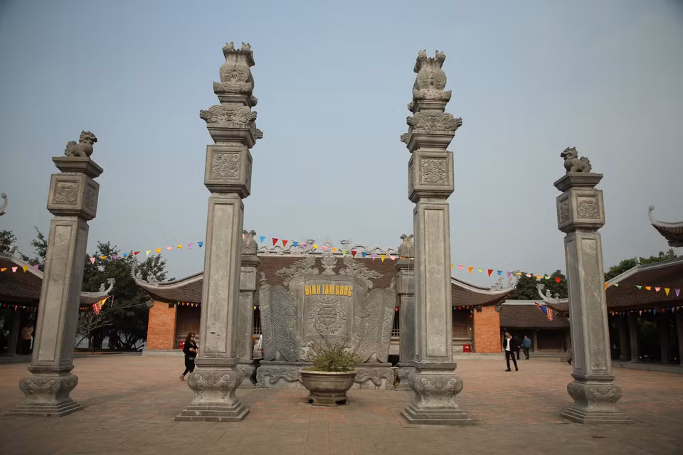 Đình làng Tam Chúc xưa thờ Hoàng hậu nhà Đinh Dương Thị Nguyệt, Đinh Tiên Hoàng Đế và thần Bạch Mã. (Ảnh: Xuân Mai/Vietnam+)