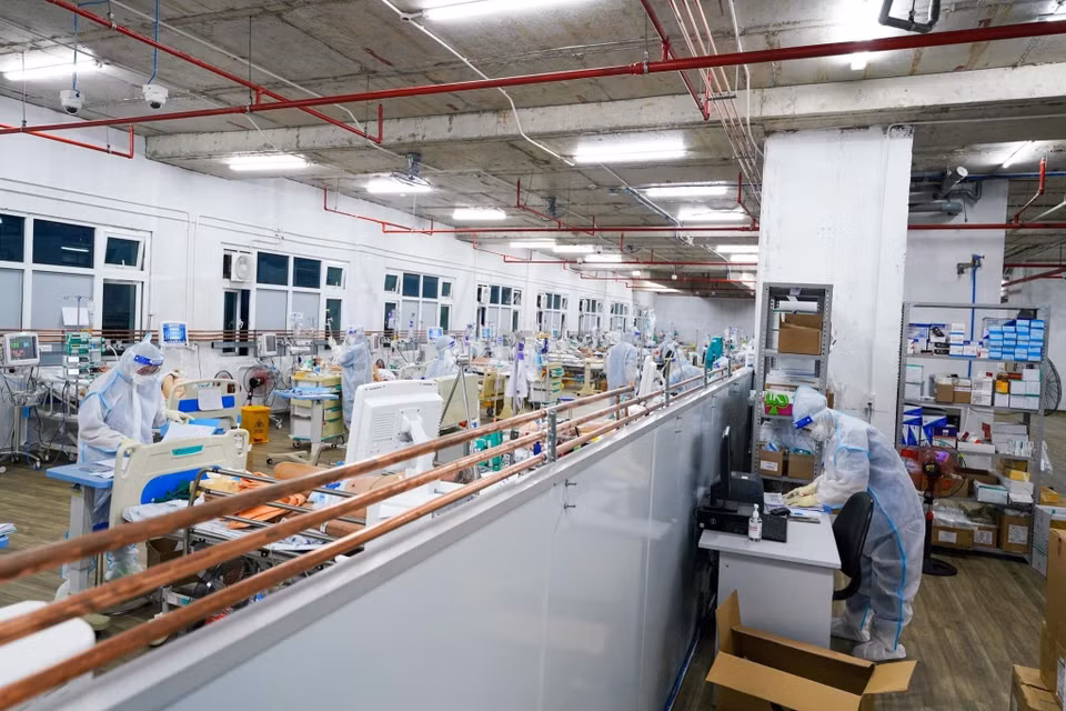 Trung tâm Hồi sức tích cực COVID-19 này đặt tại Bệnh viện Quốc tế City (thuộc Tập đoàn Hoa Lâm) ở quận Bình Tân, Thành phố Hồ Chí Minh. (Ảnh: TTXVN phát)