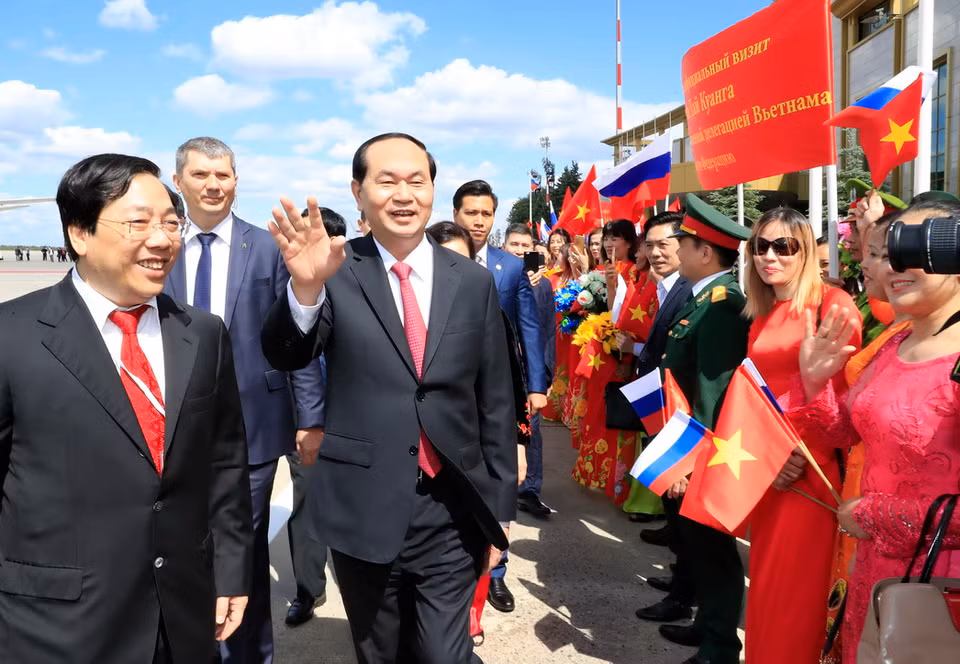 Lễ đón Chủ tịch nước Trần Đại Quang và Phu nhân tại sân bay Vnukovo 2. (Ảnh: Nhan Sáng/TTXVN)