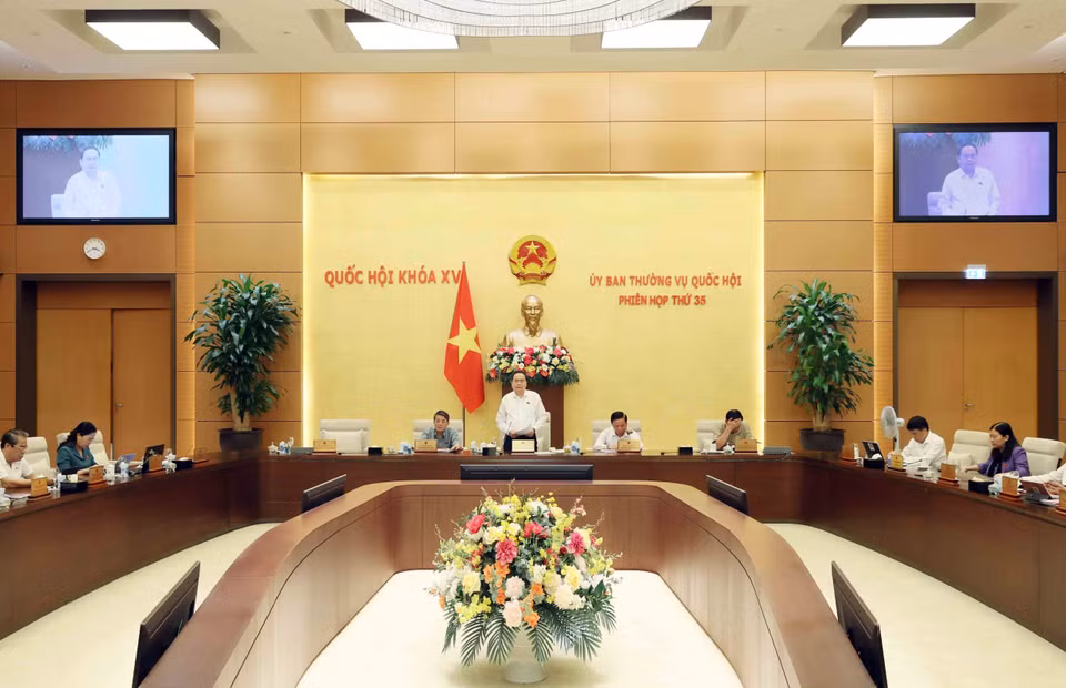 Chiều 11/7, tại Hà Nội, Chủ tịch Quốc hội Trần Thanh Mẫn điều hành và phát biểu bế mạc Phiên họp thứ 35 của Ủy ban Thường vụ Quốc hội. (Ảnh: An Đăng/TTXVN)