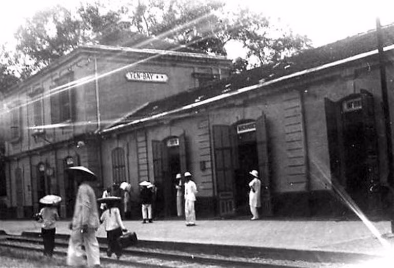 Nhà ga Yên Bái năm 1938. (Ảnh tư liệu TTXVN)