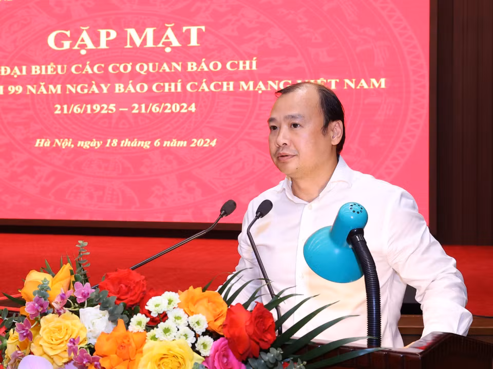 Tổng Biên tập Tạp chí Cộng sản Lê Hải Bình phát biểu. (Ảnh: Văn Điệp/TTXVN)