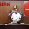 Phó Chủ tịch UBND tỉnh Tây Ninh Nguyễn Hồng Thanh yêu cầu các đơn vị, địa phương triển khai Nghị định 153 trên địa bàn đồng bộ, thống nhất. (Ảnh: Bùi Giang /TTXVN)