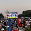 Không khí tại Fan Zone nóng lên cùng trận đấu, biến Quảng trường Quốc gia thành “sân vận động ngoài trời” giữa lòng thủ đô Washington. (Ảnh: Ngọc Quang/TTXVN)