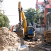 Dự án nâng cấp đường Thủ Khoa Huân kết nối tuyến đường du lịch Mũi Né được đẩy nhanh tiến độ, dự kiến hoàn thành trước Tết Nguyên đán Bính Ngọ 2026. (Ảnh: Nguyễn Thanh/TTXVN)