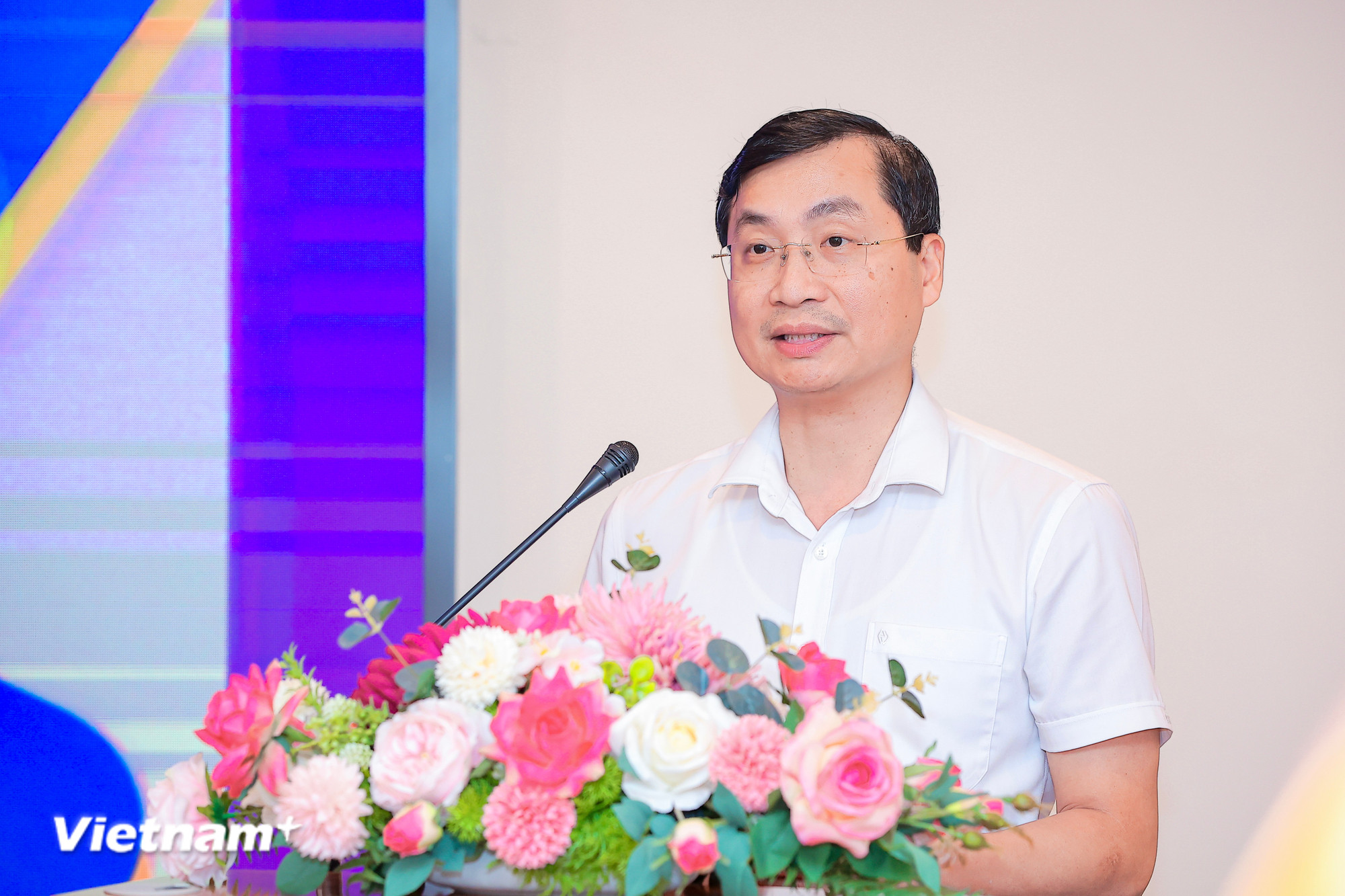 Tổng Biên tập Báo Điện tử VietnamPlus Trần Tiến Duẩn. (Ảnh: Hoài Nam/Vietnam+) vnp-toa-dam-genz-13.jpg