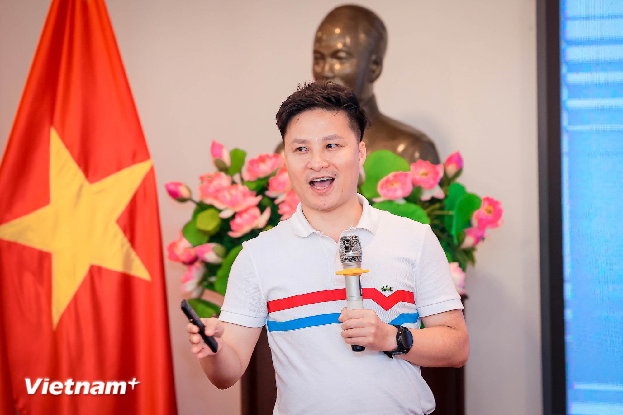 Thạc sỹ Nguyễn Văn Hào, Viện Báo chí-Truyền thông, Học viện Báo chí và Tuyên truyền. (Ảnh: Hoài Nam/Vietnam+) vnp-toa-dam-genz-27.jpg