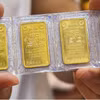 Vàng miếng SJC. (Ảnh: Vietnam+)