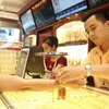 Kể từ ngày 10/10, giao dịch vàng miếng và vàng nhẫn sẽ áp dụng quy định mới. (Ảnh: Vietnam+)