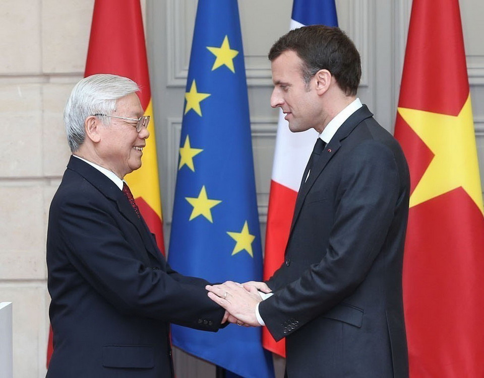 Tổng Bí thư Nguyễn Phú Trọng và Tổng thống Cộng hòa Pháp Emmanuel Macron chiều 27/3/2018, tại Phủ Tổng thống ở Thủ đô Paris. (Ảnh: Trí Dũng/TTXVN)
