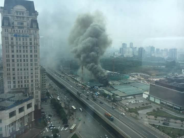 Vụ cháy nhìn từ trên cao (Ảnh: Otofun)