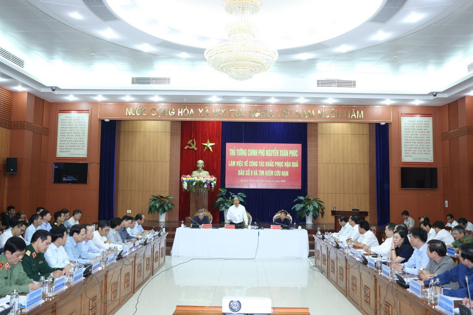 Thủ tướng Nguyễn Xuân Phúc phát biểu kết luận. (Ảnh: Thống Nhất/TTXVN)