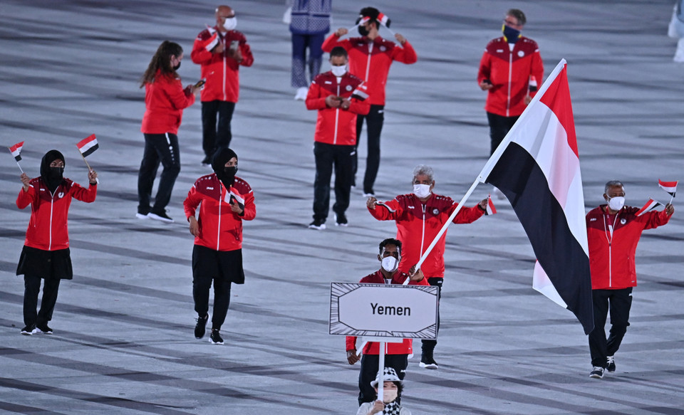 Đoàn thể thao Yemen diễu hành tại lễ khai mạc. (Ảnh: AFP/TTXVN)